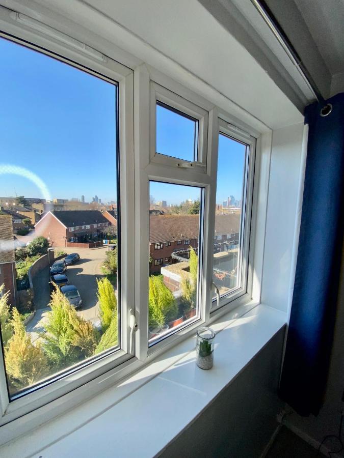 Bright, Spacious, Modern Interior Decor 2 Bedrooms Apartment With Amazing Views Londyn Zewnętrze zdjęcie